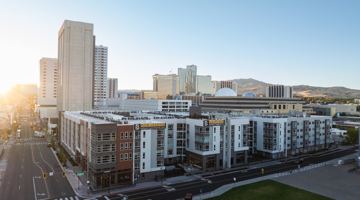 Ballpark Apartments - Studio in Reno