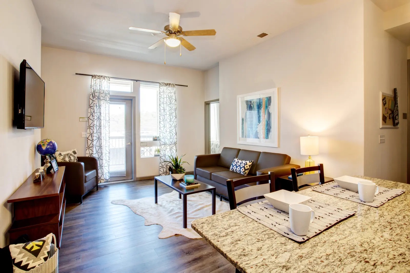 Saga Reno - Studio in Reno